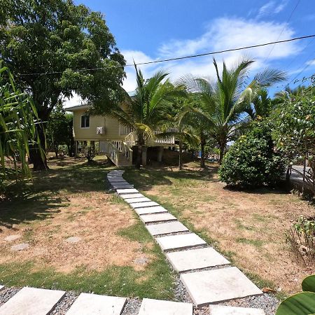 Single-Family Home With Gated Tropical Yard West End Εξωτερικό φωτογραφία